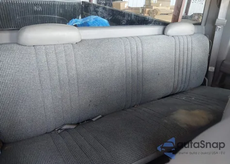 1997 Chevrolet C1500 Fleetside из США, поврежденный, VIN 1GCEC19M5VE229583